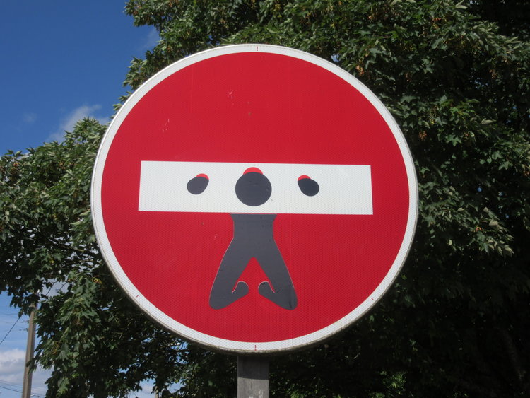 road-sign-man